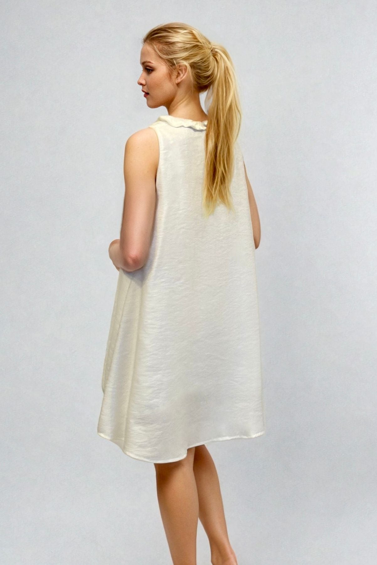 The Dutchess White Silk Collar Dress