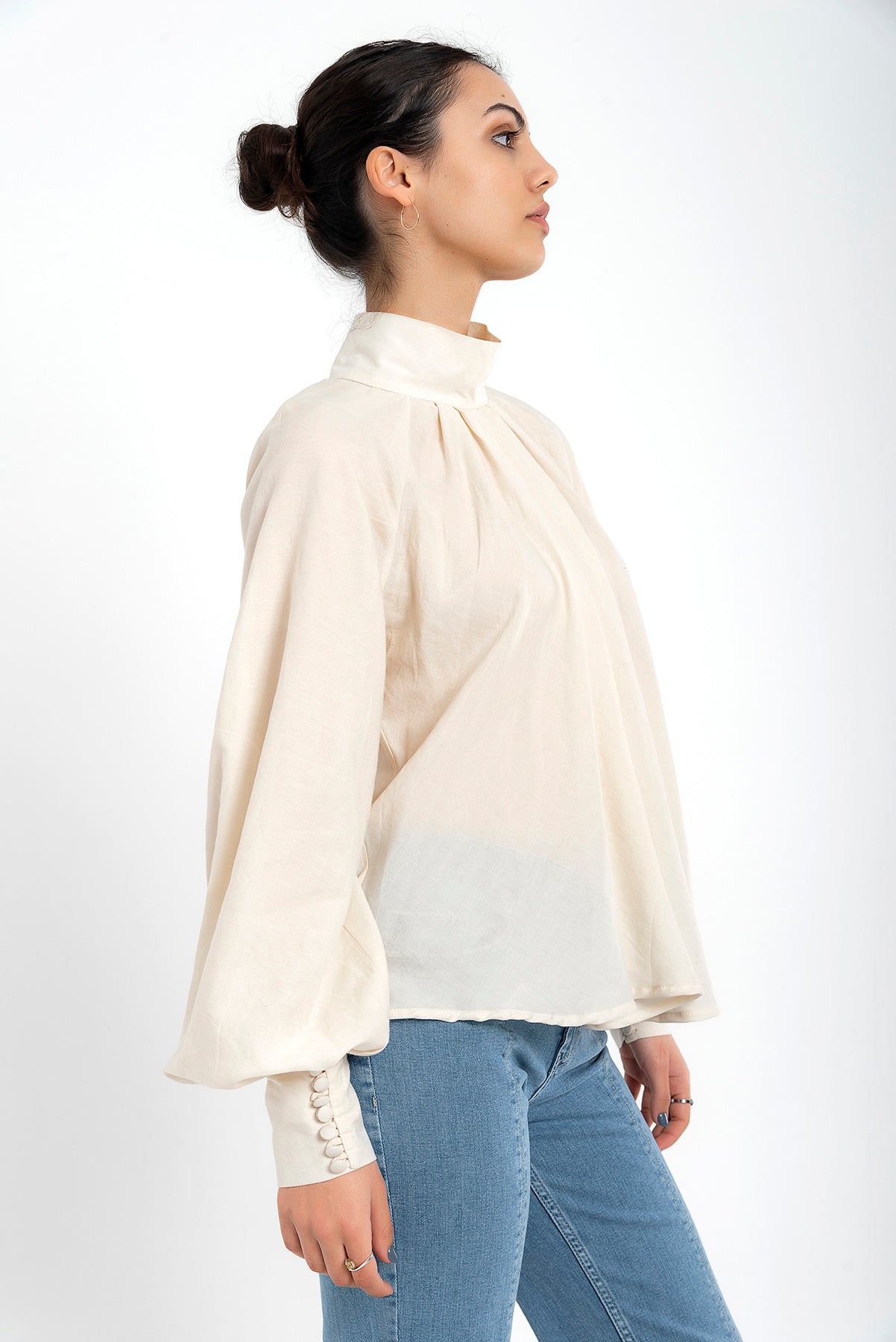 Vibrato Summer Silk Blouse